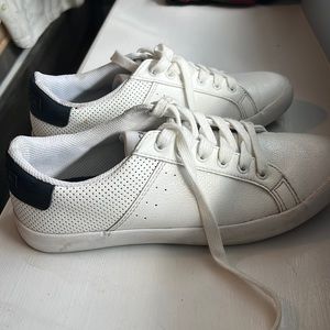 Nautica White Shoes Size 8